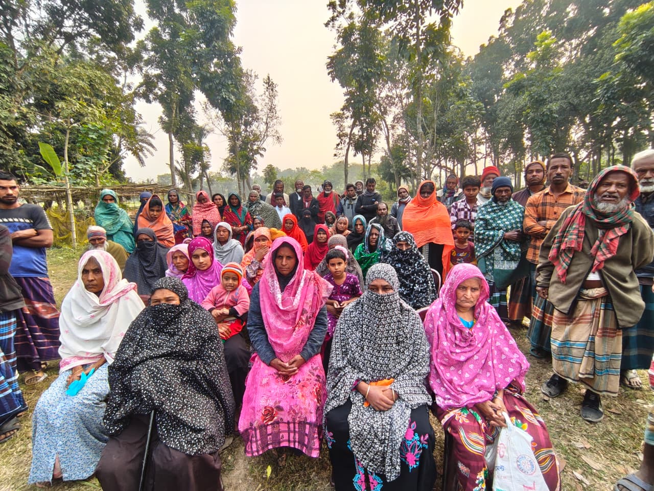 Blanket distribution event photo 6